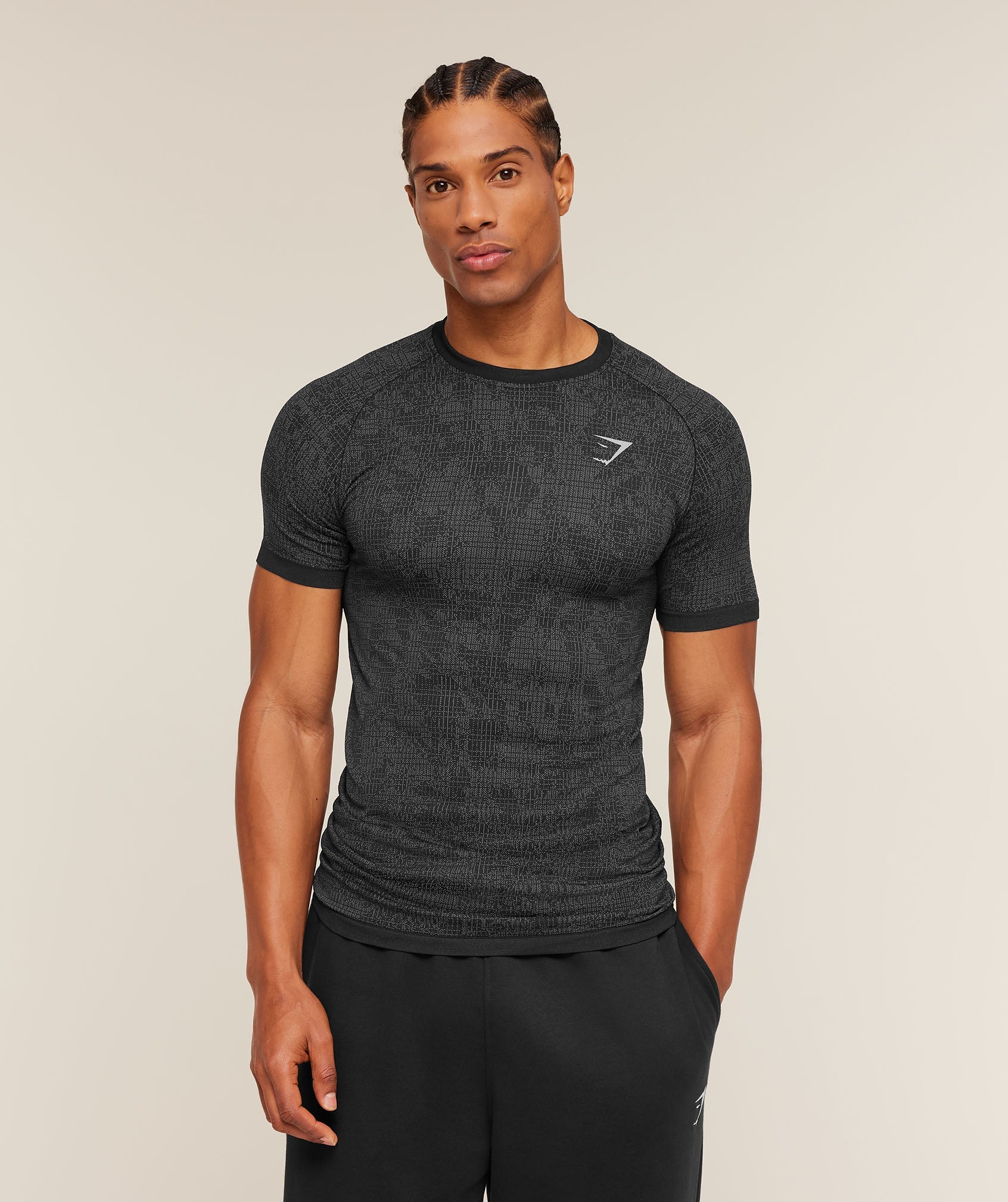 Geo Seamless Grid T-Shirt - Black/Smokey Grey ;)