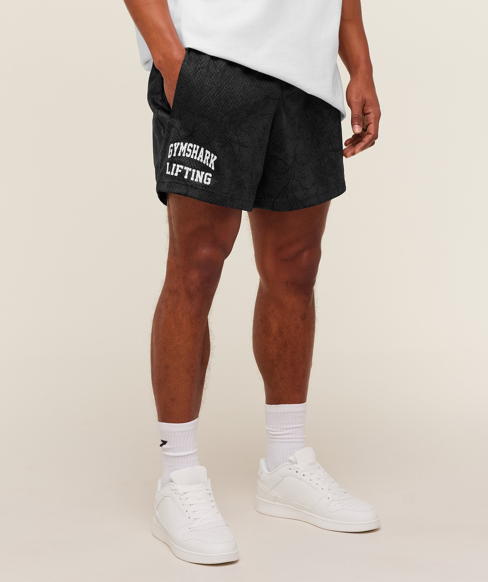 Lifting Mesh 5" Shorts - Black/Grey
