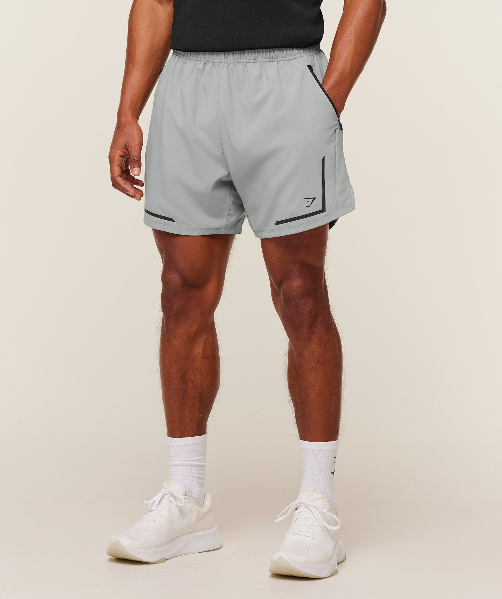 Movement Sport 5" Shorts - Smokey Grey