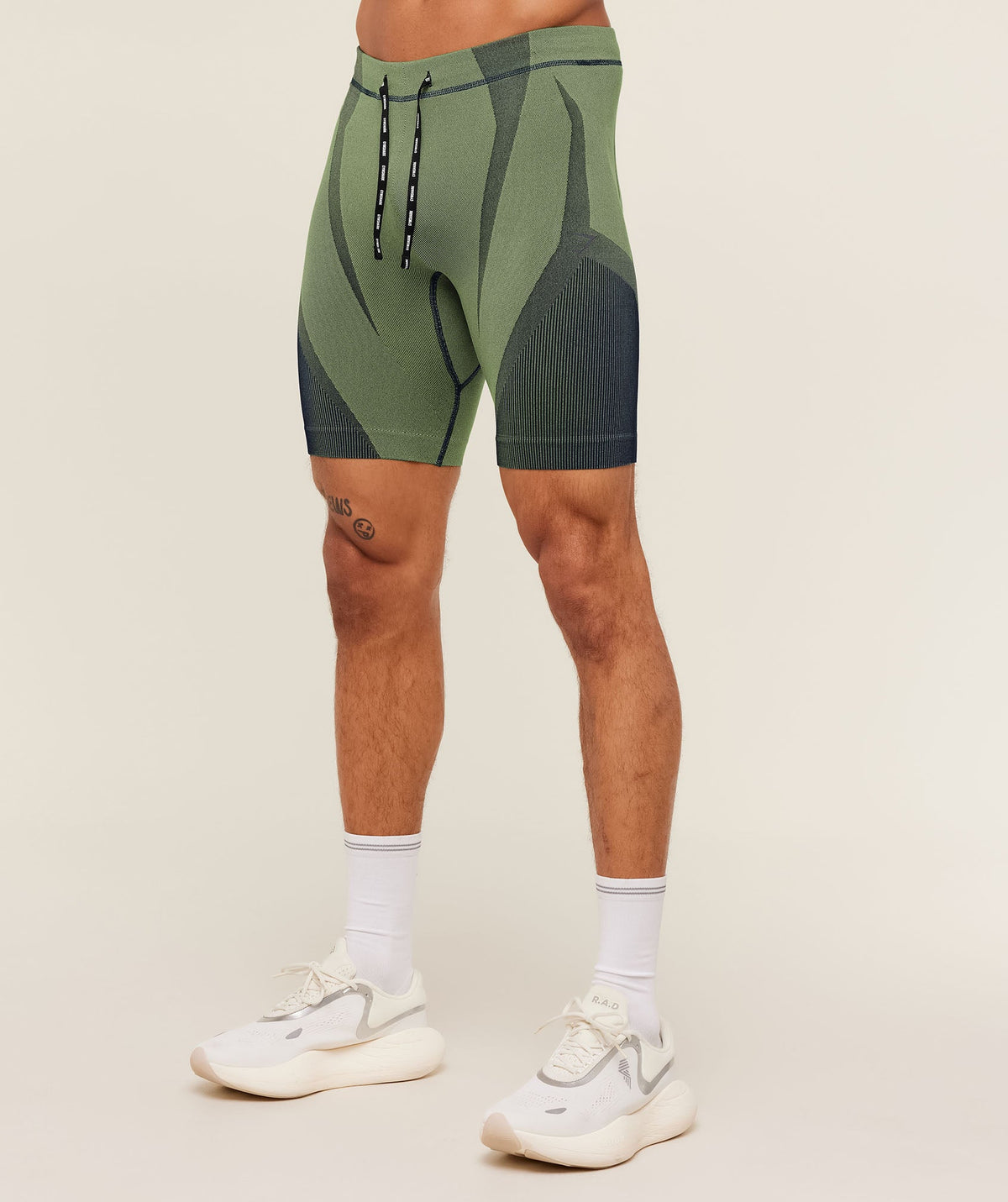 Seamless Running Half Tight - Stealth Blue / Sorbet Yellow