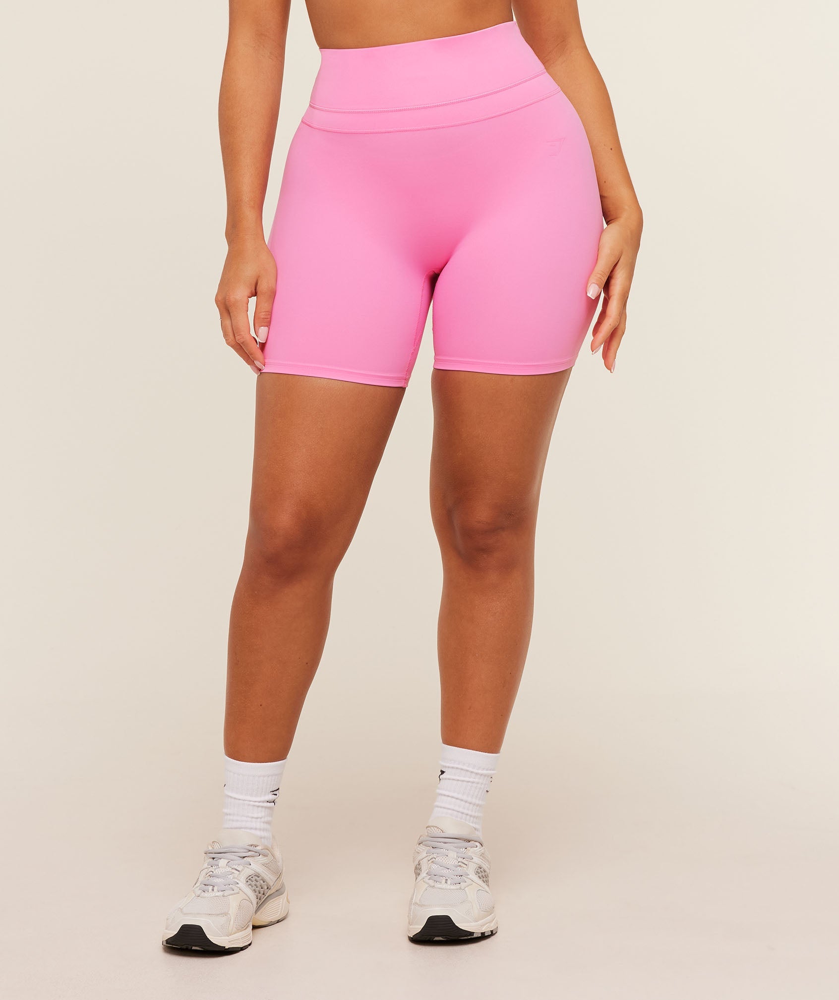 Whitney Shorts - Focus Pink